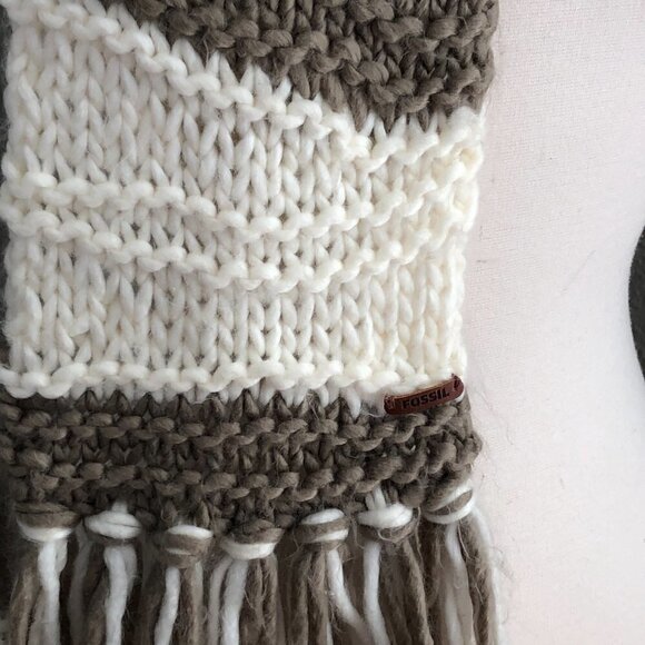 Fossil Striped Scarf - Picture 6 of 7